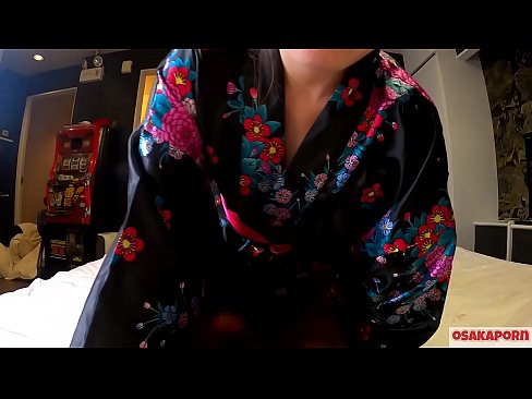 ❤️ Mladé cosplay dievča miluje sex až do orgazmu so squirtom v koníčku a fajkou. Ázijské dievča s chlpatou kundičkou a krásnymi prsiami v tradičnom japonskom kostýme v amatérskom videu, ktoré ukazuje masturbáciu so šukacími hračkami. Sakura 3 OSAKAPORN. ☑ Šukanie na sk.com-porn-hat.ru ﹏